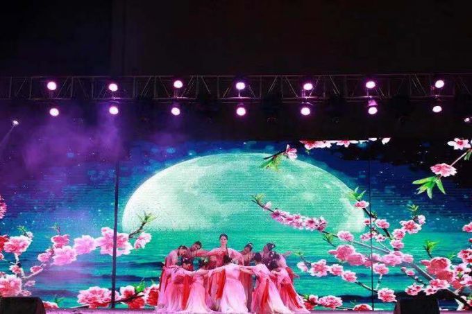 灼灼芳华.jpg